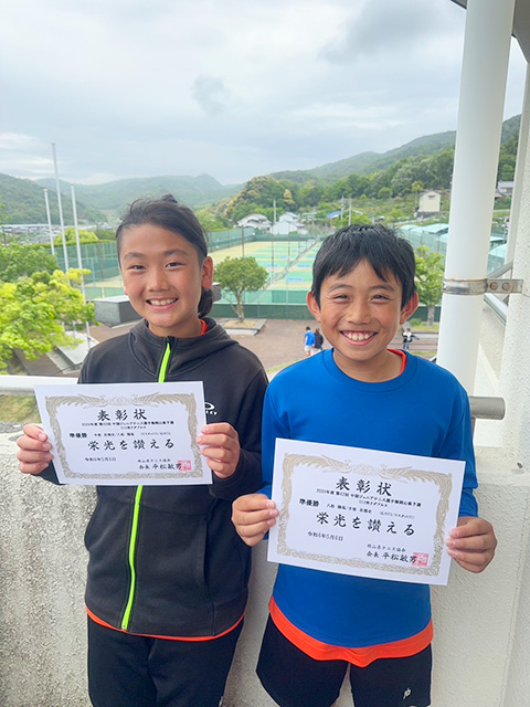 八松 陽馬、手柴 吾雅史