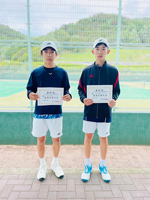 本村 漣翔、小山 泰駕