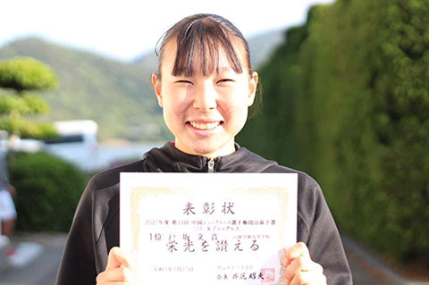 戸坂 文音