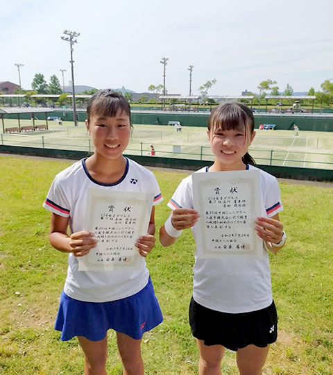 石川 星来、原田 萌衣